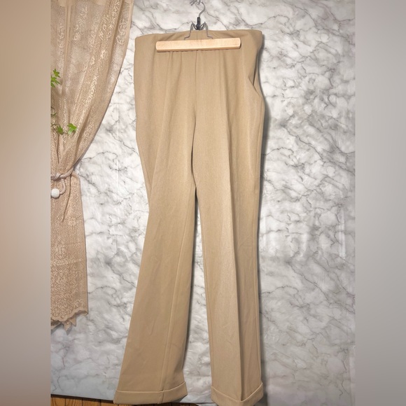 Karen Kane Lifestyle Tan Cuffed Ankle Trouser Stretch Workwear Size 10 - Picture 2 of 9